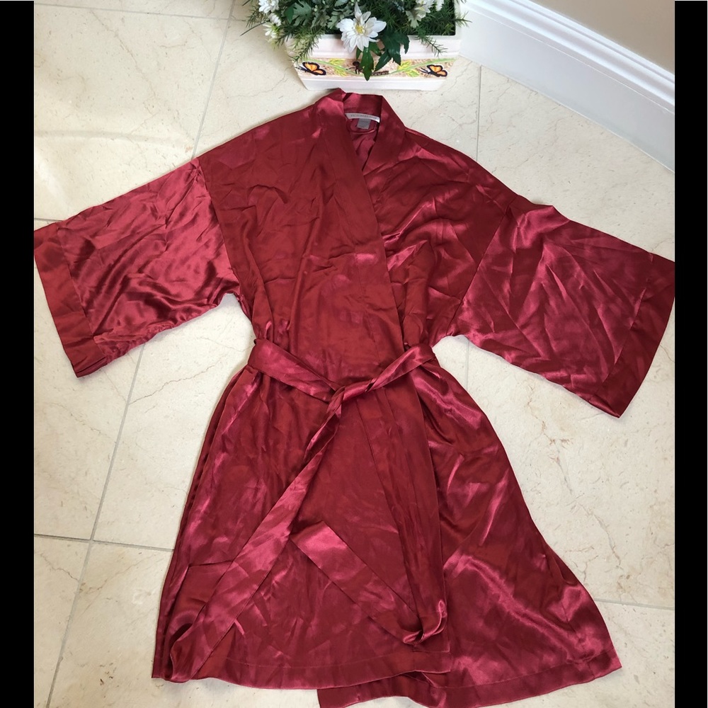 Victoria’s Secret Short Satin Kimono, FREE PANTY!